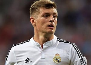 German midfielder Kroos says he is staying with Real Madrid