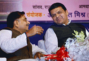 Fadnavis makes conciliatory gesture towards Sena