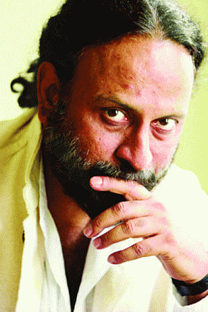 Unparalled parallel cinema