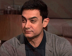 Aamir chooses not to comment on Irrfan's remark on Muslims