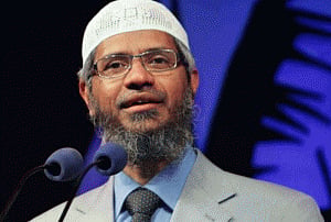 Mumbai Police to probe preacher Zakir Naik's speeches: CM