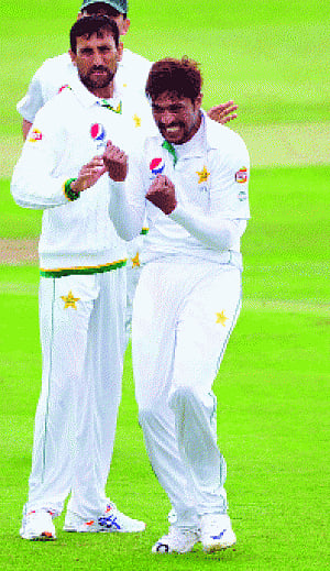 Amir in spotlight