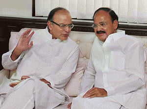 Naidu hits back at Sonia, says charges against Modi govt 'unfortunate'