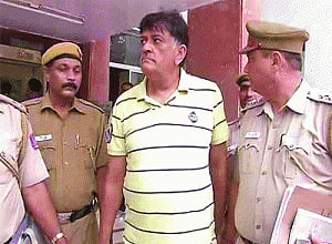 Sex racket busted, 62-yr-old man held