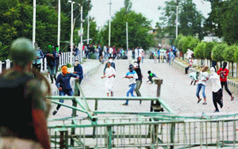 One more killed in fresh violence