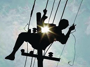 10 times compensation to people embroiled in false power theft cases