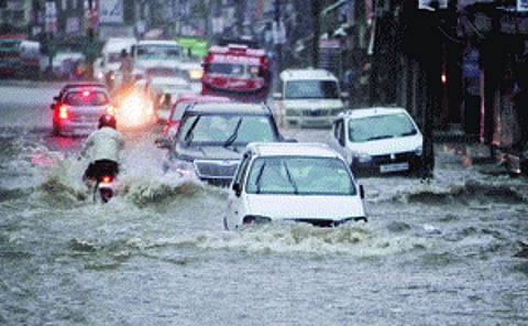 Heavy rain claims 3 lives in Jammu