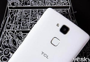 TCl launches new smartphone, TV sets in India