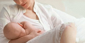 Cesarean mum breast feeding may pass stress to babies