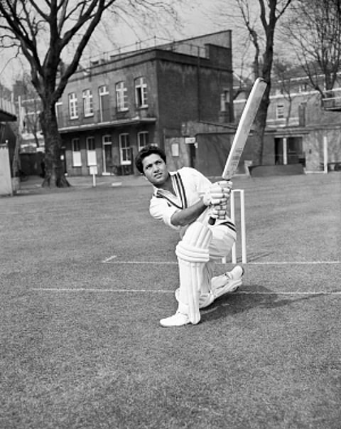 After 6-hr 'rebirth', Pakistan cricket legend Hanif no more