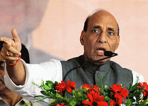 Rajnath reviews security situation ahead of I-Day