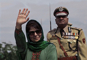 Don't be misled: Mehbooba's appeal to agitating youth