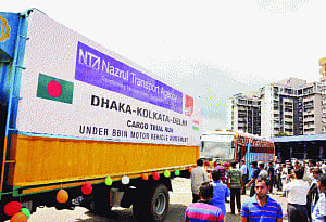 First cargo truck from Dhaka reaches Delhi