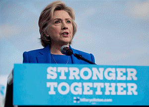 Trump temperamentally unfit, unqualified to be US Prez:Clinton