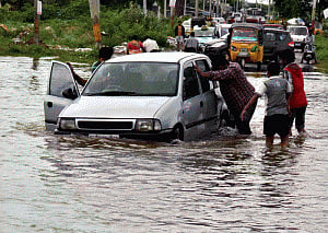 Hyd rains: KCR monitors situation; NDRF, Army kept on standby