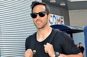 City goalkeeper Bravo excited to return to face Barcelona