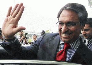 War not an option for India and Pakistan: Pak envoy to US