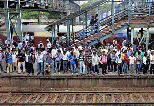 'Mission Mumbai local' platform launched for commuter
