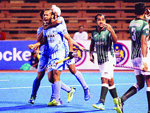 India eye top spot