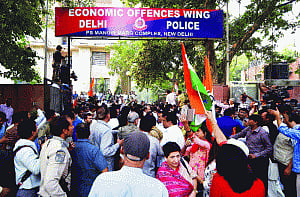 Cong, AAP stoke suicide rage