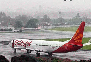 Flyers barred from carrying Samsung Galaxy Note 7: SpiceJet