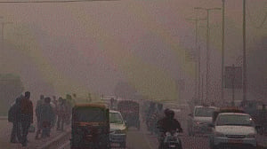 Delhi air quality improves a shade, states pulled up