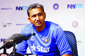 Dropped catches let us down: Bangar