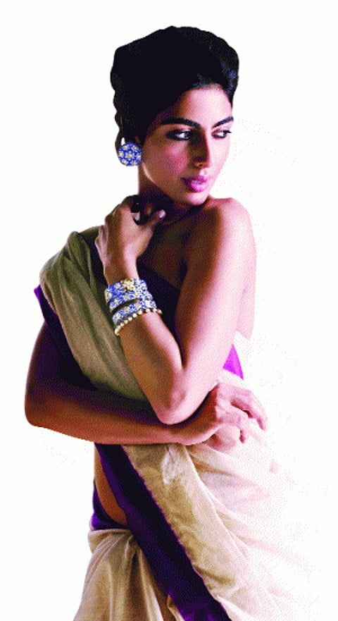Queen of kundan