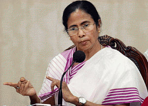 Mamata accuses the NDA govt of "discrimination" against Bengal