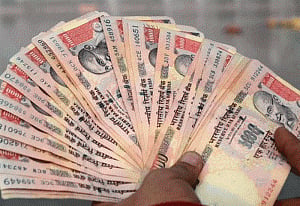 Demonetisation: I-T notices to those depositing huge cash