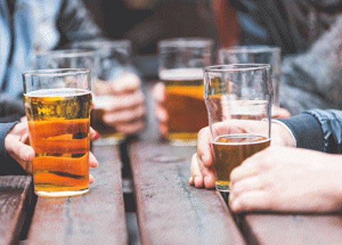 Small amount of alcohol could prevent strokes: Study