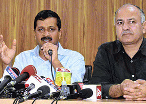 No precipitative action be taken on Shunglu report: AAP govt to SC