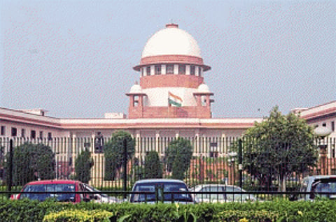 SC: Jana Gana Mana must before movies