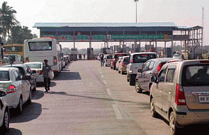 Toll plazas to receive payment through credit, debit cards