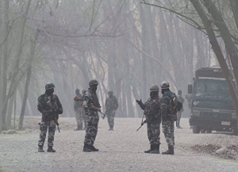 Encounter in Anantnag enters second day