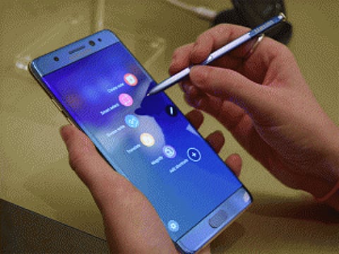 Samsung to disable Note 7 phones in recall effort