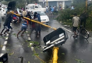 Vardah kills 4, but on wane