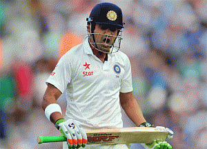 Rahul strikes ton, India 256/3 at tea