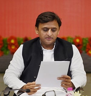 Akhilesh expelled, but ready for big fight
