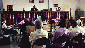 Strengthen the judicial system