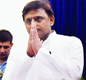 Akhilesh Yadav: Bound by obstinate old guard