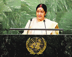 Sushma should give befitting reply to 'terrorist state' at UN