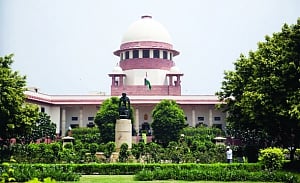 Privacy order, professional media, and the citizens