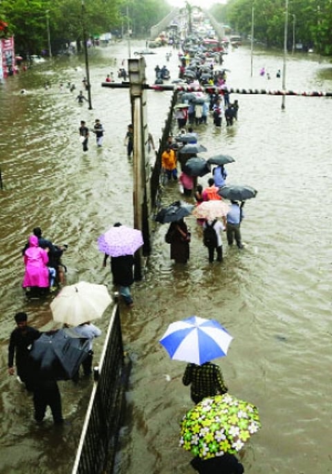 India's drowning glory