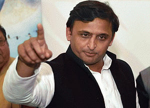 Group led by Akhilesh is SP, entitled to 'Bicycle' symbol: EC