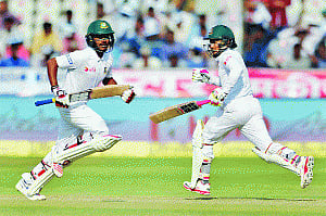 Rahim, Shakib lead Bangla RESISTANCE