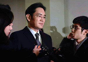 Samsung heir to be indicted on bribery charges