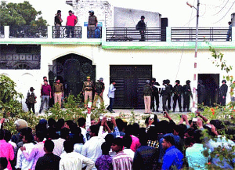 lucknow terror siege ends