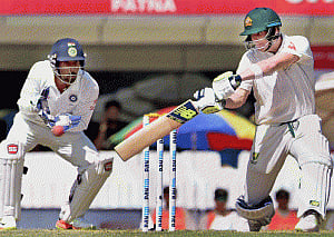 Debutant Kuldeep restricts Australia to 208-6 at tea