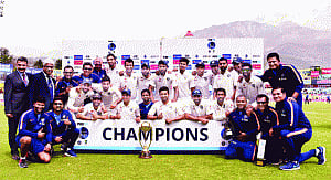 India regain border-gavaskar trophy